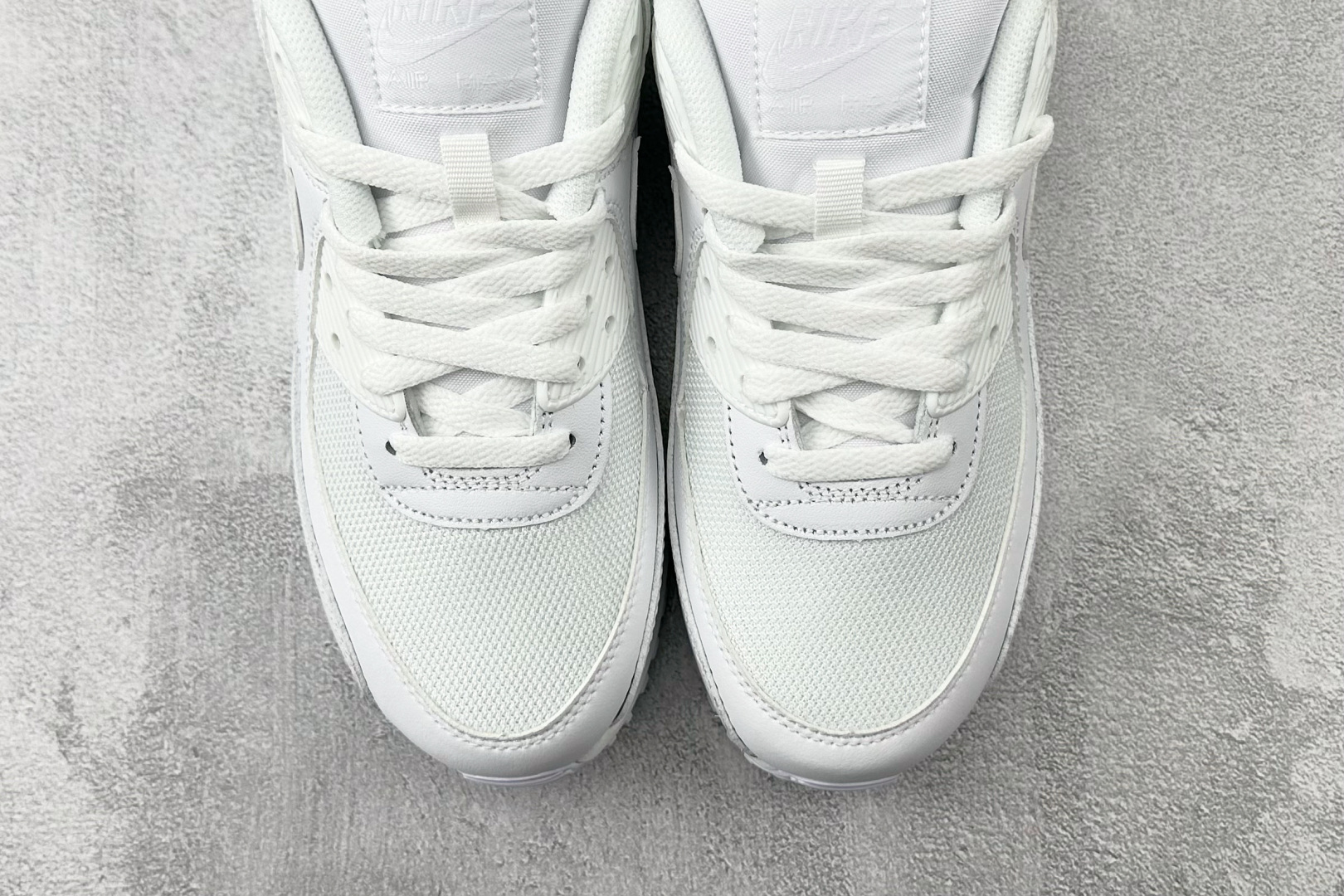 220 平台专供 Nike Air Max 90白色 CZ5594-100
