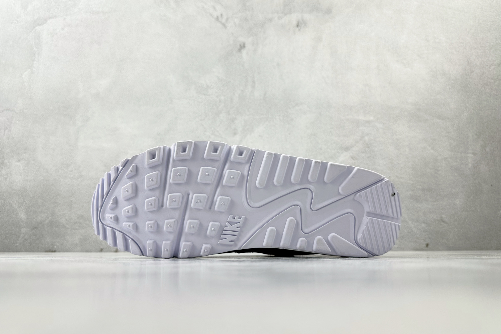 220 平台专供 Nike Air Max 90白色 CZ5594-100