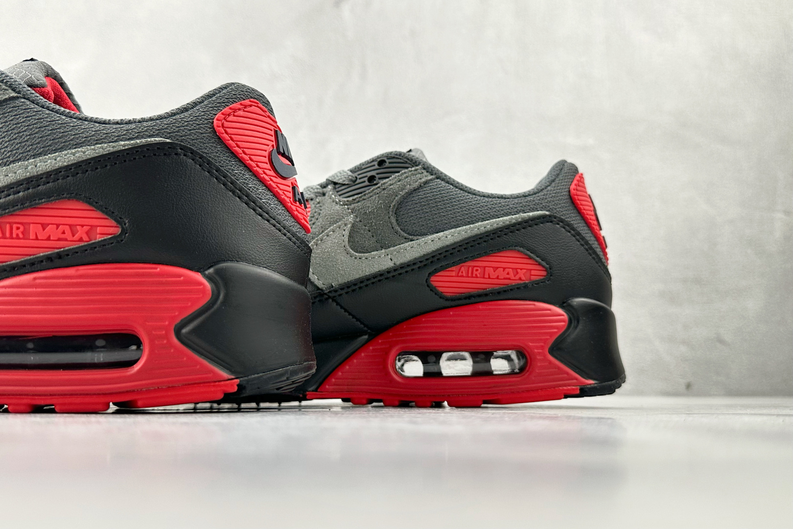 平台专供 Nike Air Max 90 灰红黑 DM0029-007-Top High Quatity Cheap Sneakers Fashion Clothing Clothes Bags handbags Shoes of all Brand wholesale With The best Quality And Beautiful Price from China Factory Chinese suppliers wholesaler seller 平台专供 Nike Air Max 90 灰红黑 DM0029-007