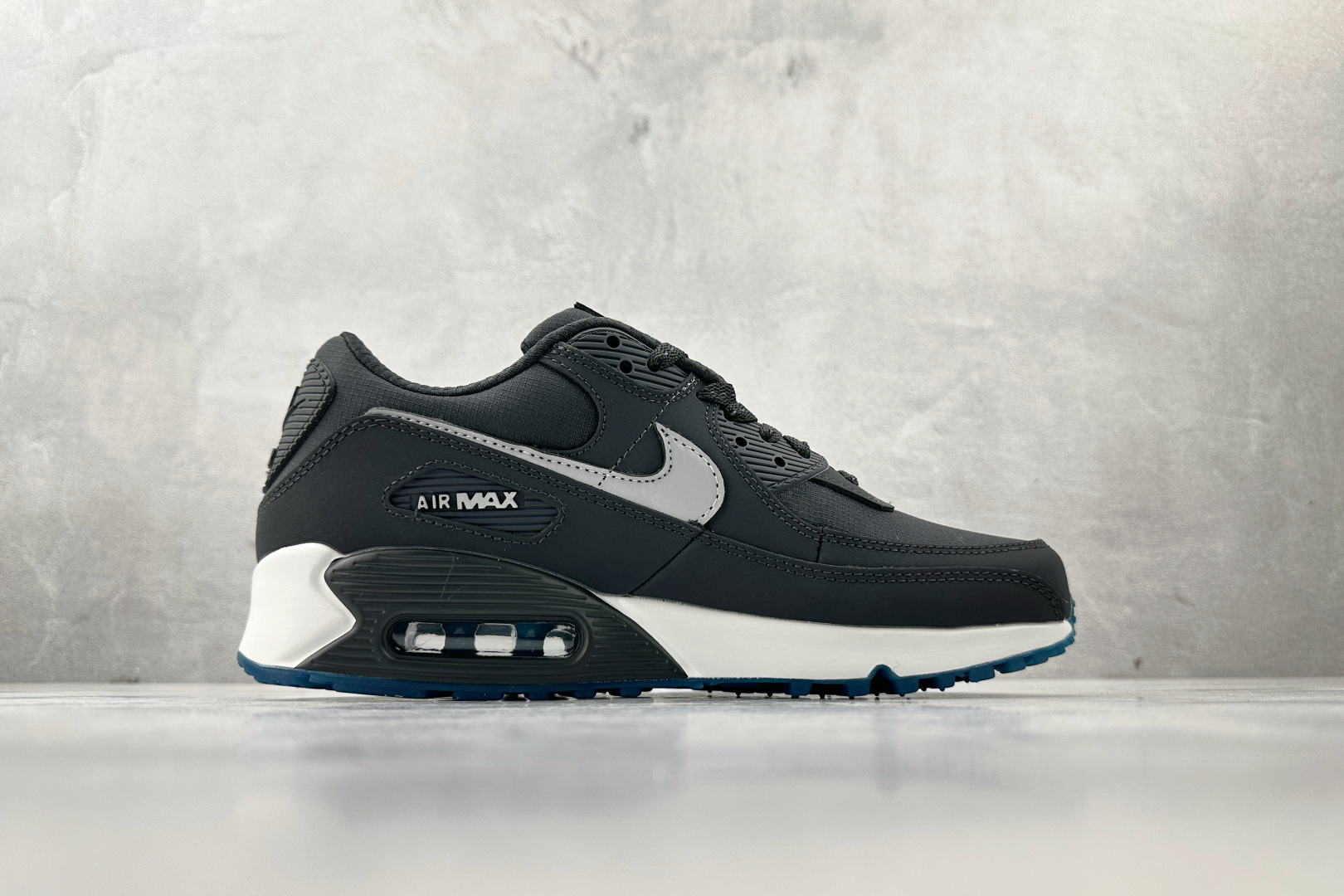 220 平台专供 Nike Air Max 90 黑灰 FV0381-001-Chinese UA Cheap High Quatity Brand Clothes Bags handbags Sneakers wholesale wholesaler seller from China Factory suppliers Fashion Clothing Shoes best Quality Beautiful Price 220 平台专供 Nike Air Max 90 黑灰 FV0381-001