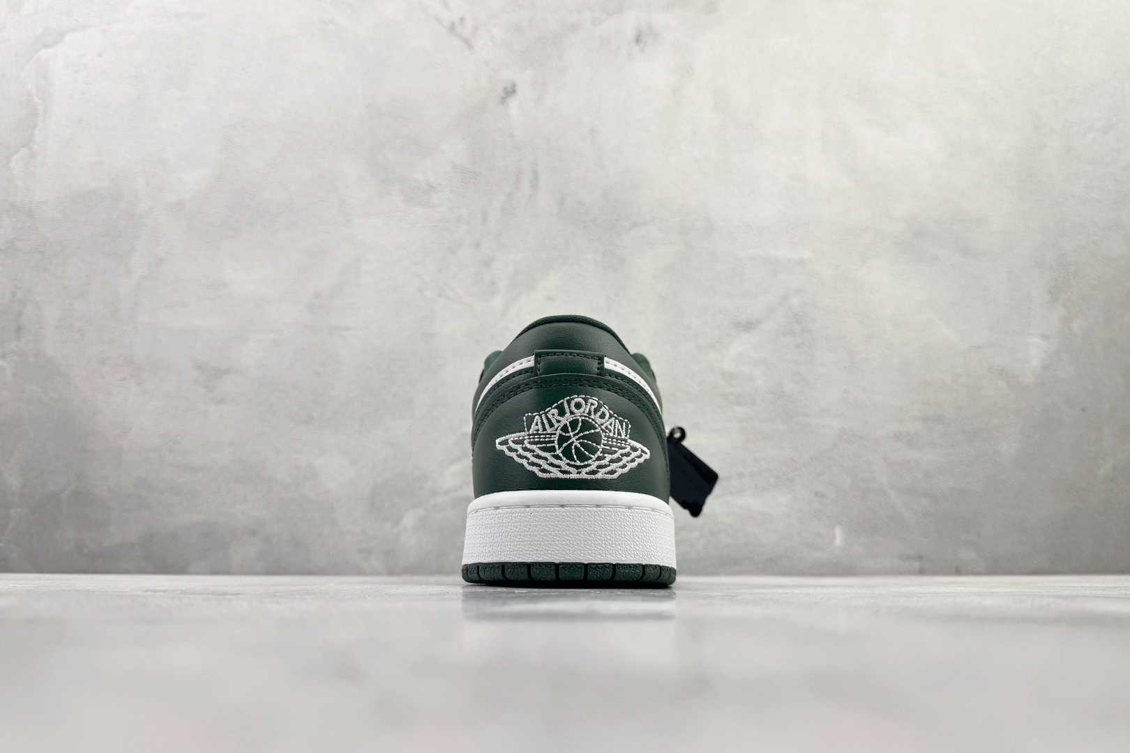 210 平台爆款 Jordan Air Jordan 1 Low ”White Olive” 白绿色 DC0774-113-Chinese UA Cheap High Quatity Brand Clothes Bags handbags Sneakers wholesale wholesaler seller from China Factory suppliers Fashion Clothing Shoes best Quality Beautiful Price 210 平台爆款 Jordan Air Jordan 1 Low ”White Olive” 白绿色 DC0774-113