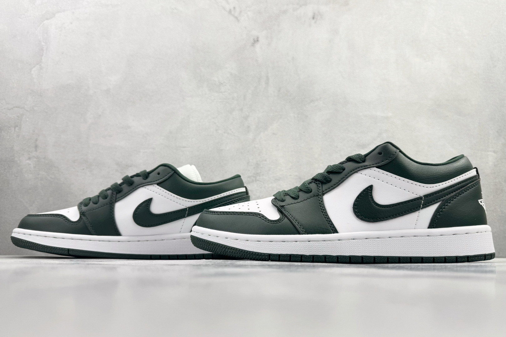 210 平台爆款 Jordan Air Jordan 1 Low ”White Olive” 白绿色 DC0774-113-Chinese UA Cheap High Quatity Brand Clothes Bags handbags Sneakers wholesale wholesaler seller from China Factory suppliers Fashion Clothing Shoes best Quality Beautiful Price 210 平台爆款 Jordan Air Jordan 1 Low ”White Olive” 白绿色 DC0774-113