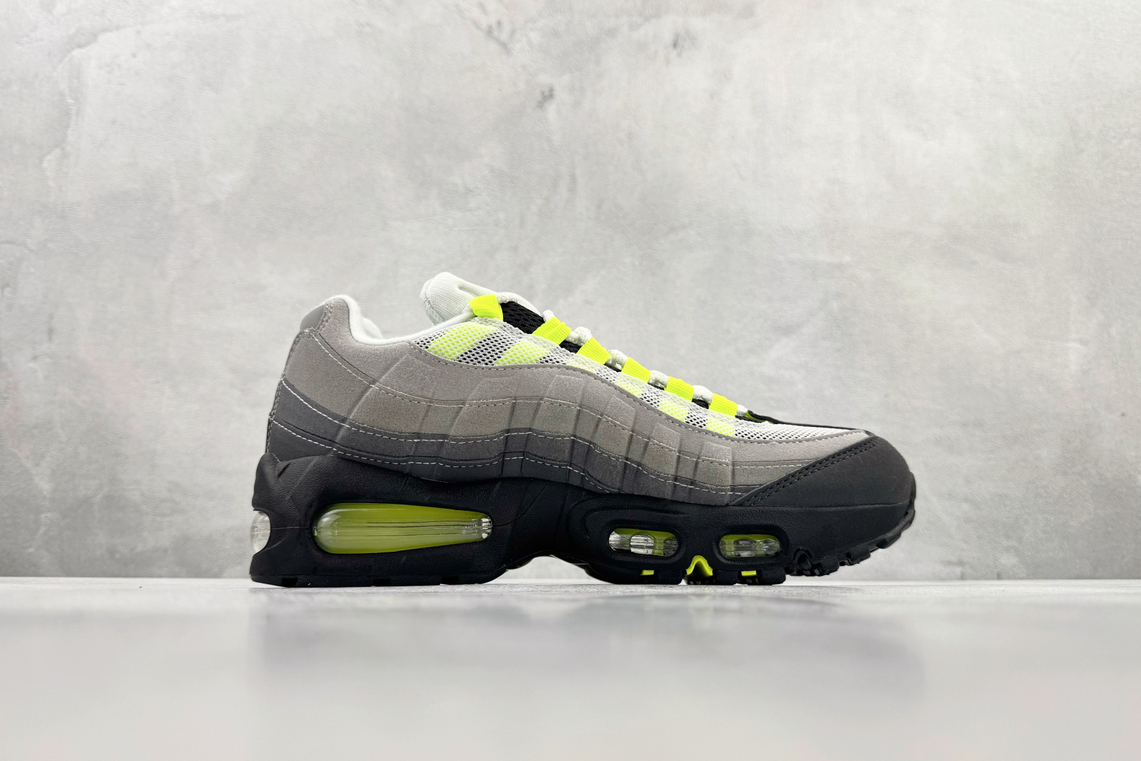 360 Nike Air Max 95 Neon 灰黑绿 CT1689-001-Chinese UA Cheap High Quatity Brand Clothes Bags handbags Sneakers wholesale wholesaler seller from China Factory suppliers Fashion Clothing Shoes best Quality Beautiful Price 360 Nike Air Max 95 Neon 灰黑绿 CT1689-001