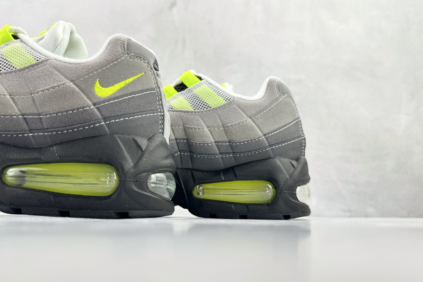 360 Nike Air Max 95 Neon 灰黑绿 CT1689-001-Chinese UA Cheap High Quatity Brand Clothes Bags handbags Sneakers wholesale wholesaler seller from China Factory suppliers Fashion Clothing Shoes best Quality Beautiful Price 360 Nike Air Max 95 Neon 灰黑绿 CT1689-001