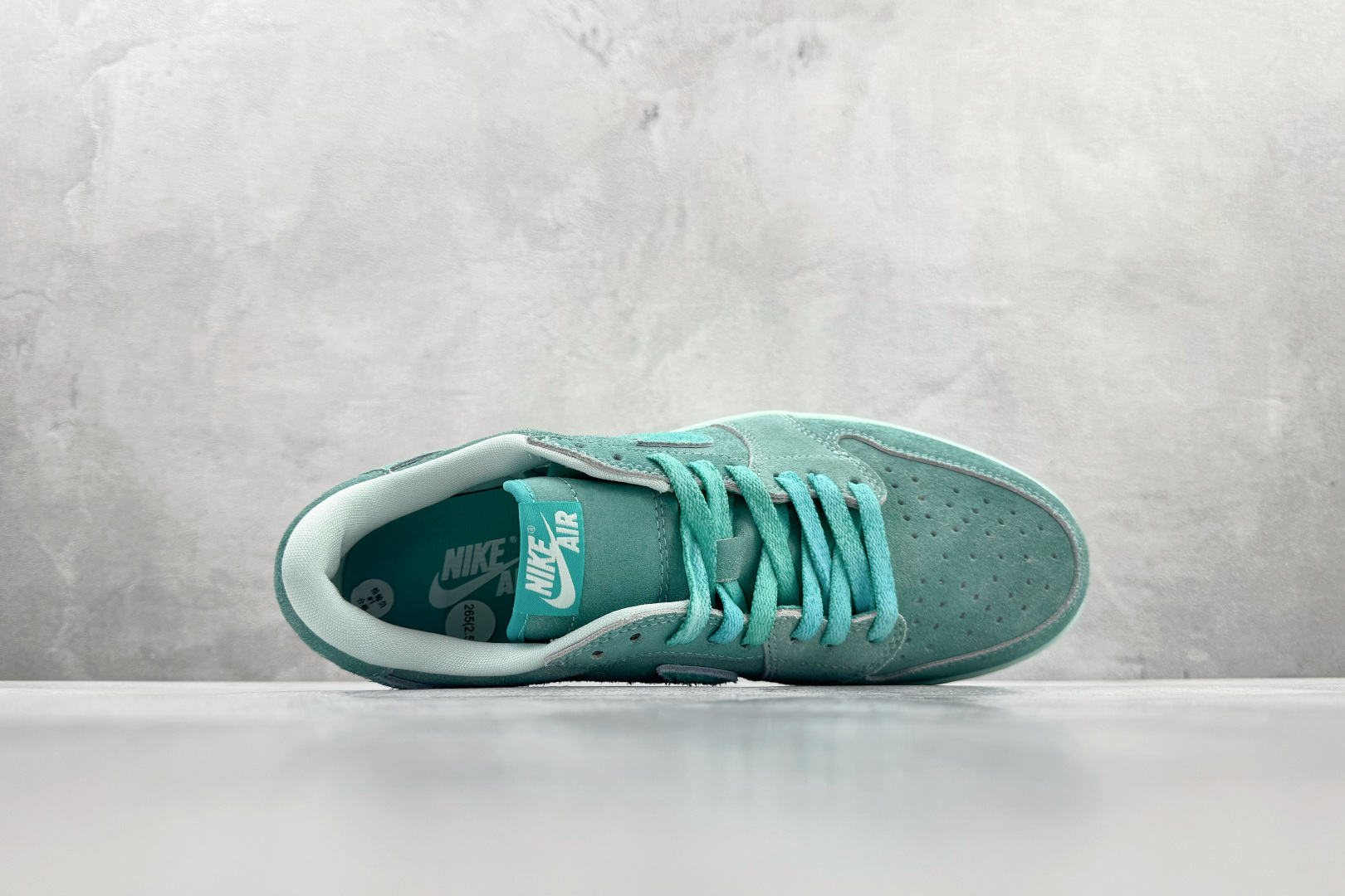 210 平台爆款 Jordan Air Jordan 1 Low OG“Washed Teal” 蓝绿色 HQ8111-300-Chinese UA Cheap High Quatity Brand Clothes Bags handbags Sneakers wholesale wholesaler seller from China Factory suppliers Fashion Clothing Shoes best Quality Beautiful Price 210 平台爆款 Jordan Air Jordan 1 Low OG“Washed Teal” 蓝绿色 HQ8111-300