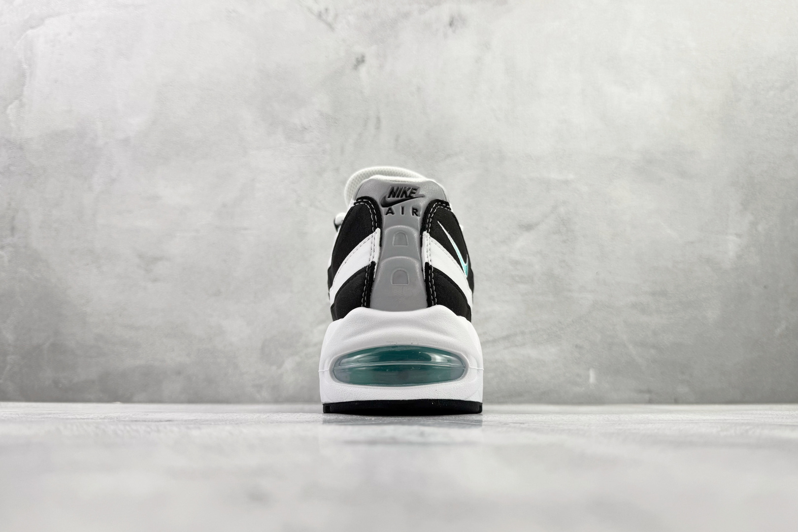 口碑神作 Nike Air Max 95 OG 白黑蓝货号：IM7409-100尺码：40 40.5 4