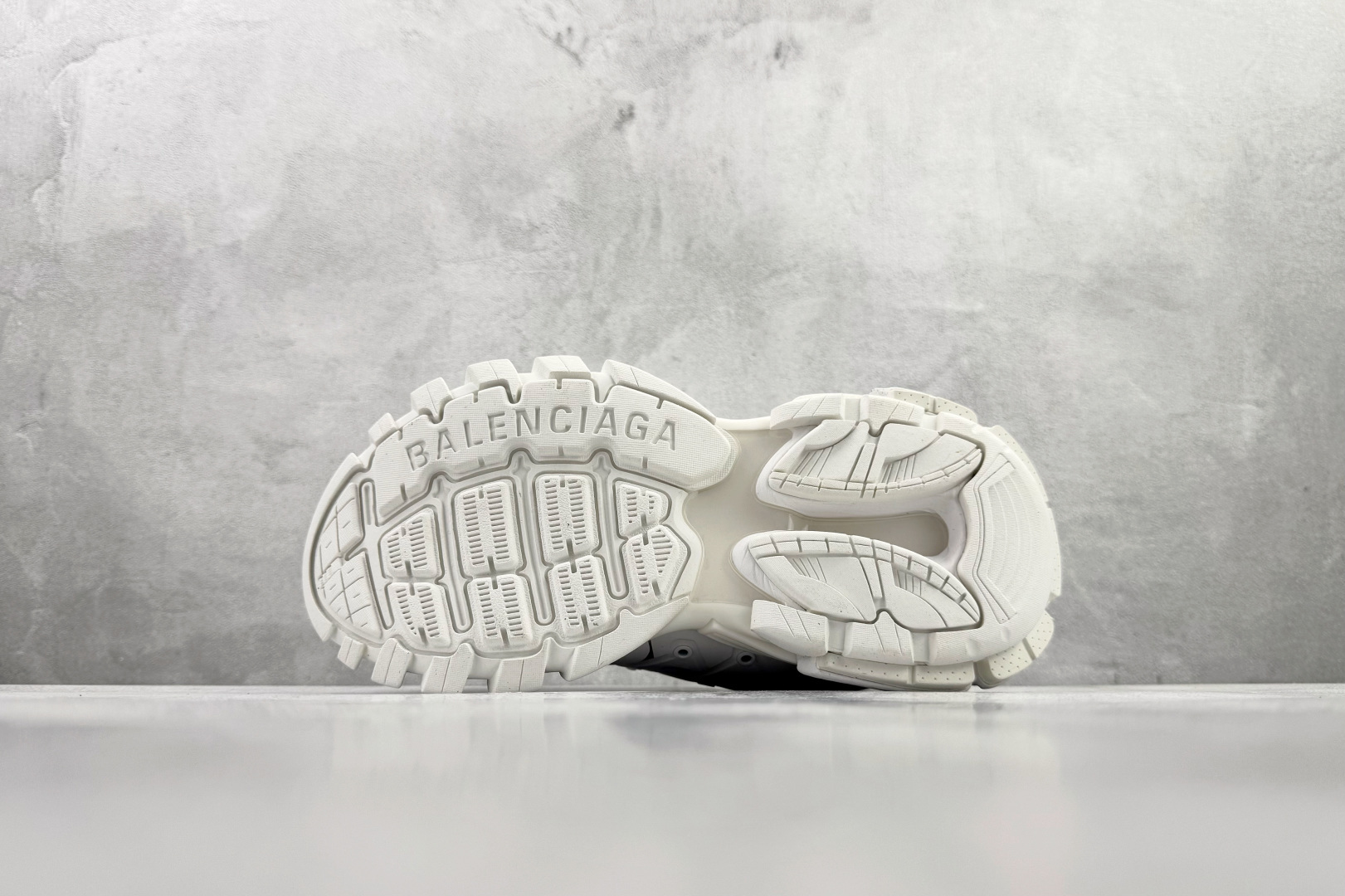 520 代购版 Balenciaga巴黎世家 Track Trail 白色 542436WTRPG-Chinese UA Cheap High Quatity Brand Clothes Bags handbags Sneakers wholesale wholesaler seller from China Factory suppliers Fashion Clothing Shoes best Quality Beautiful Price 520 代购版 Balenciaga巴黎世家 Track Trail 白色 542436WTRPG