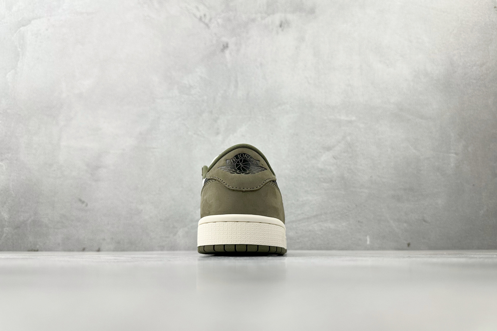 260 Jordan Air Jordan 1 Low 绿色 HQ6998-200