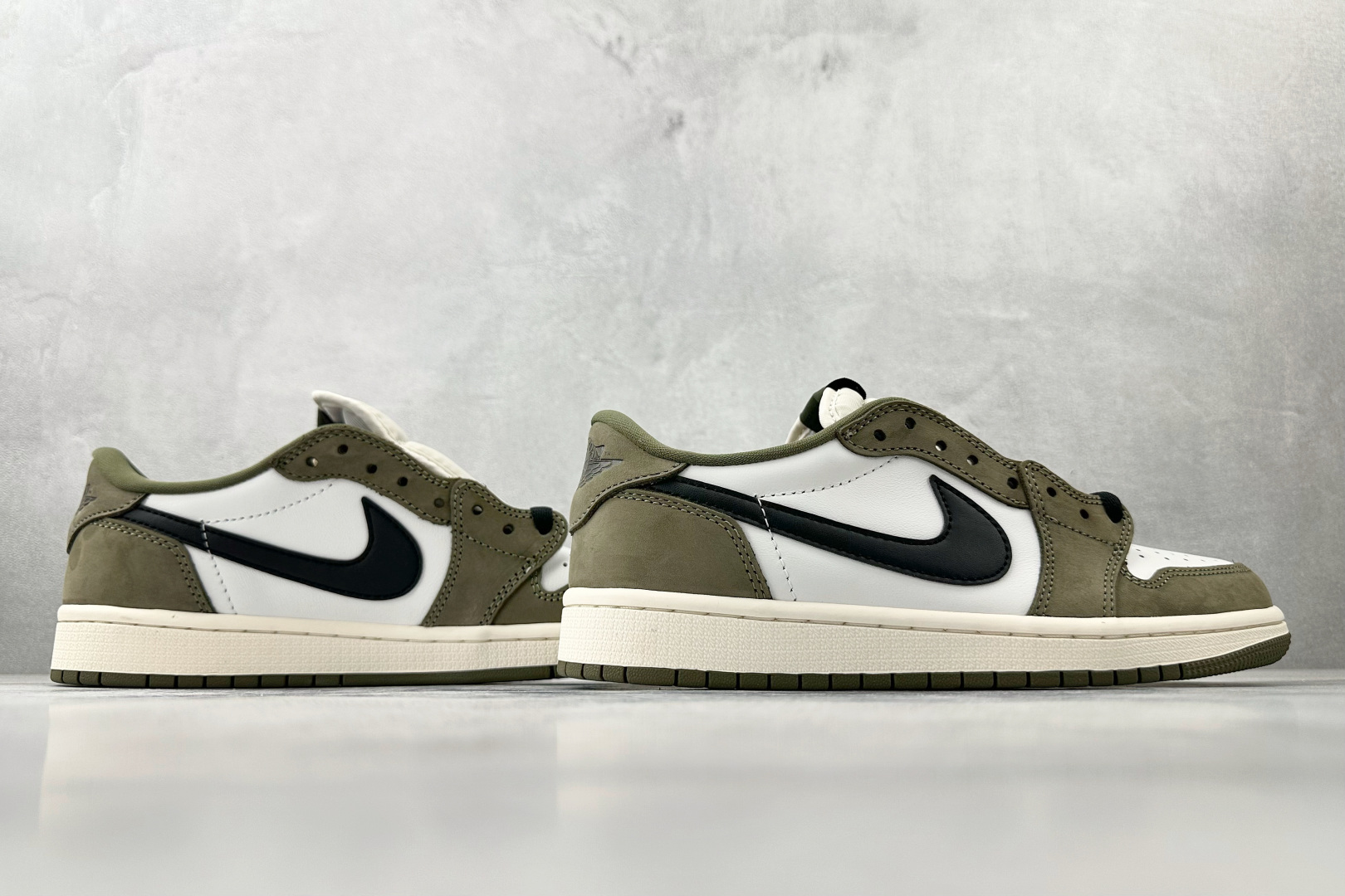 260 Jordan Air Jordan 1 Low 绿色 HQ6998-200