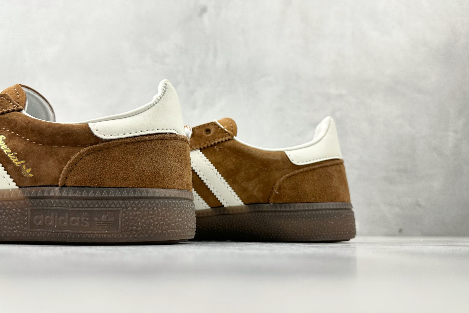 160 出口订单 adidas originals HANDBALL SPEZIAL 野棕色 KI5938