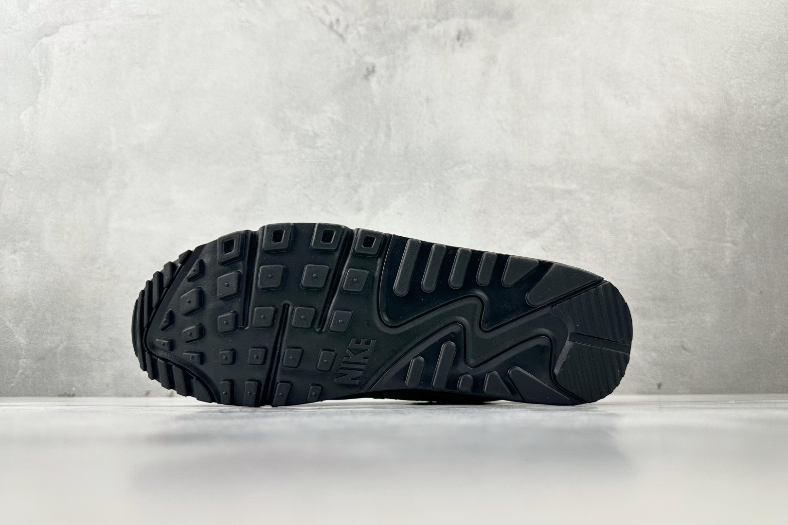 平台专供 Nike Air Max 90 ”Black Reflective” 黑红 DZ4504-003 平台专供 Nike Air Max 90 ”Black Reflective” 黑红 DZ4504-003