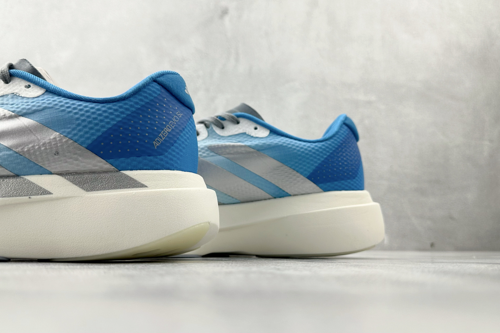 190 adidas Adizero Evo SL 白蓝 KJ8809
