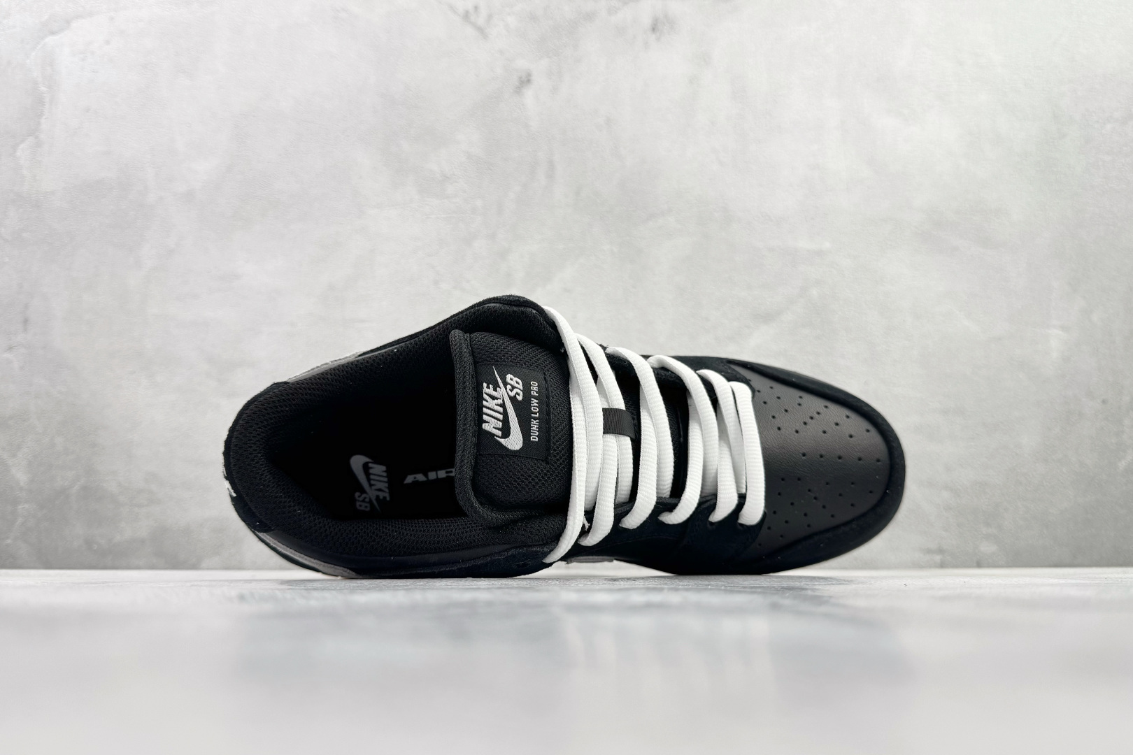 Nike Dunk SB LOW PRO “Black Suede/White/Gume” 黑白棕 HF3704-003