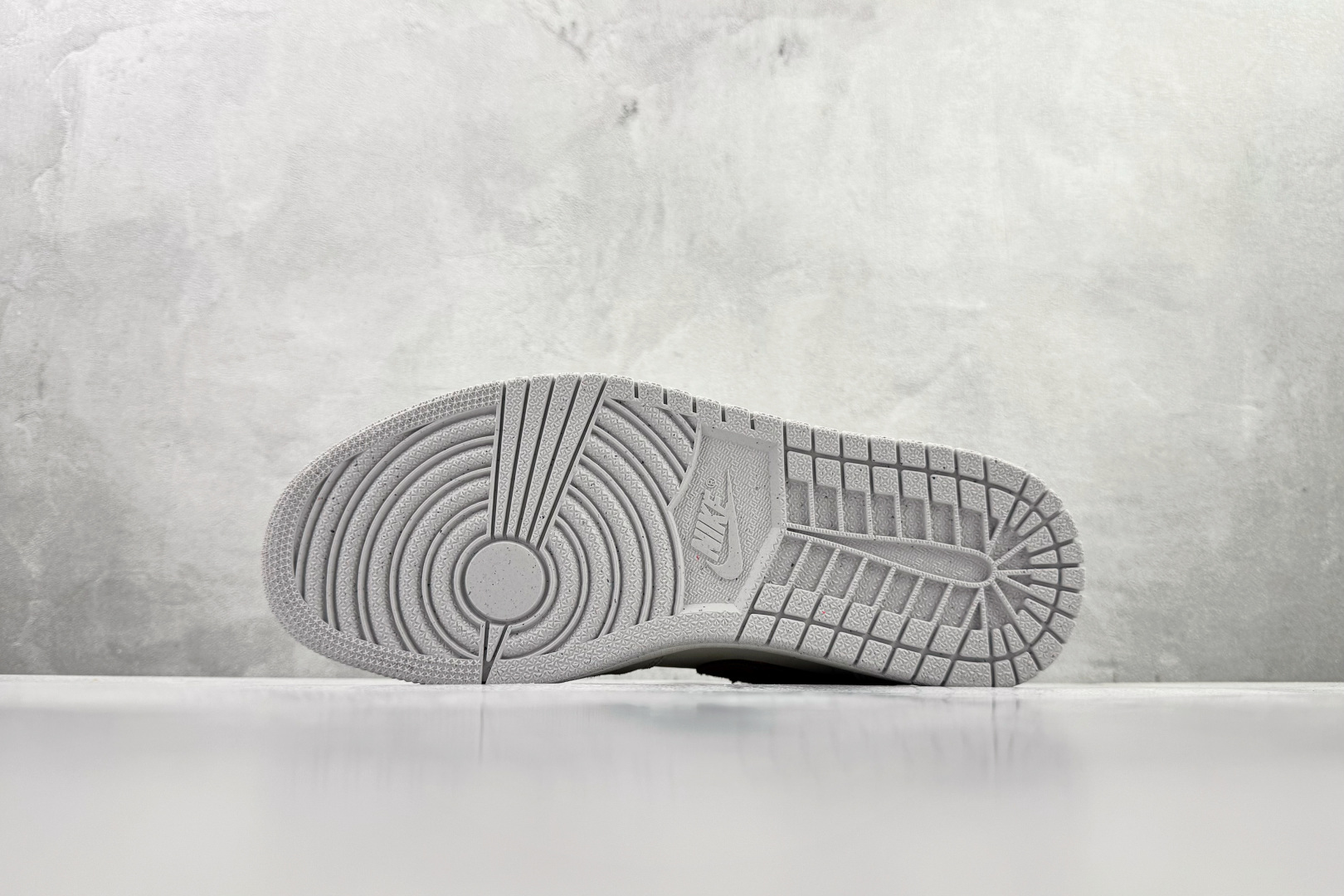 平台爆款 Jordan Air Jordan 1 LOW SE V2 棕色 HF1567-200