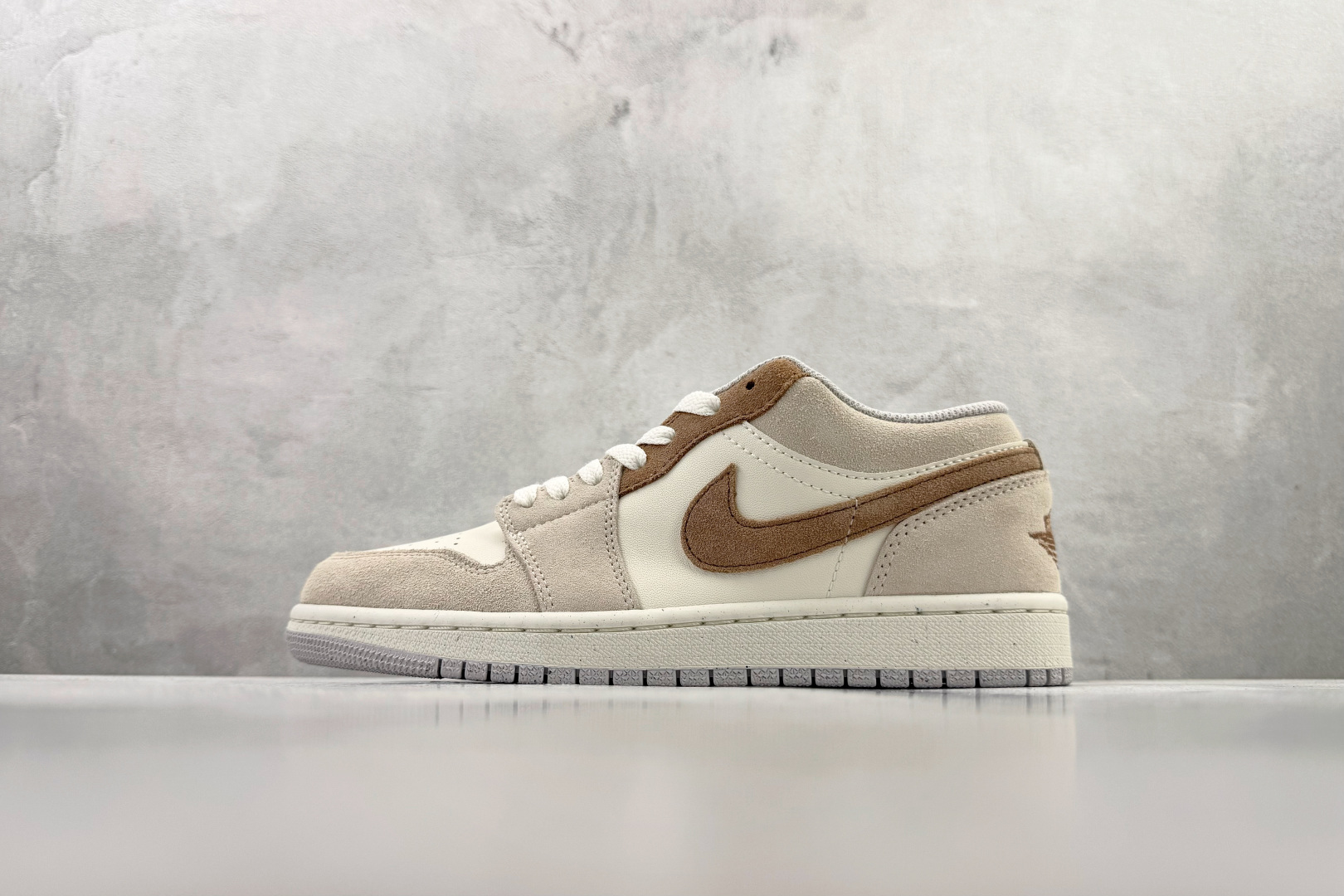 平台爆款 Jordan Air Jordan 1 LOW SE V2 棕色 HF1567-200
