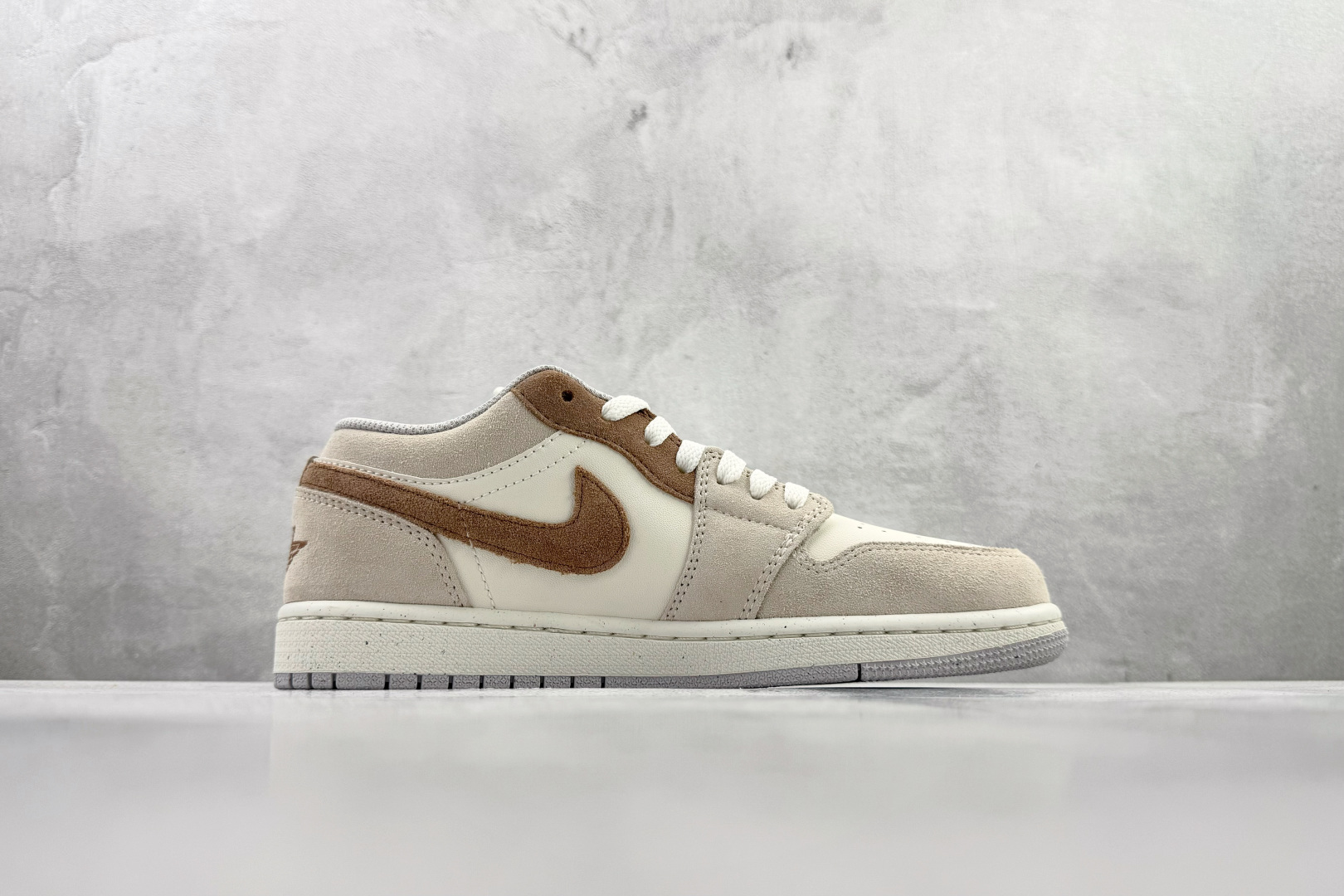 平台爆款 Jordan Air Jordan 1 LOW SE V2 棕色 HF1567-200