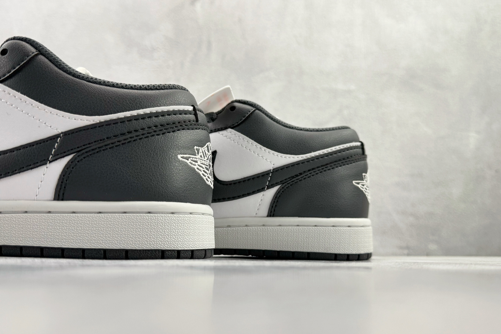 平台爆款 Jordan Air Jordan 1 Low 灰白 553558-044