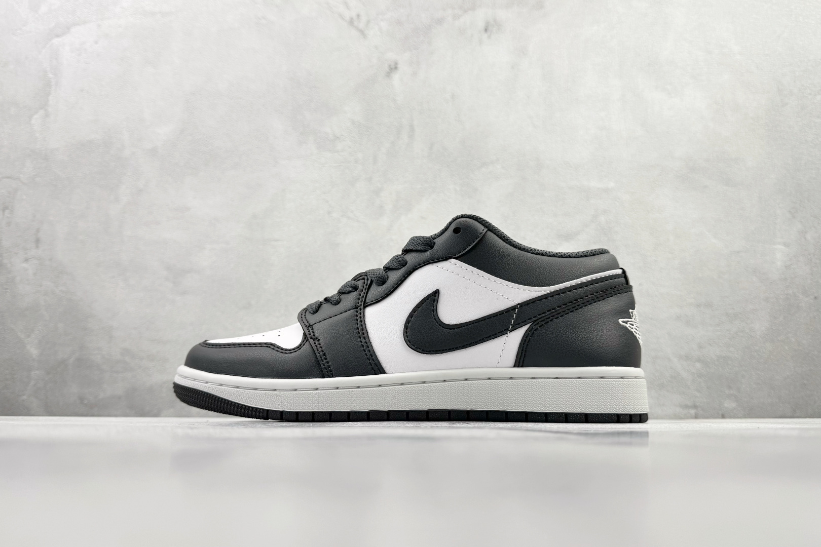 平台爆款 Jordan Air Jordan 1 Low 灰白 553558-044