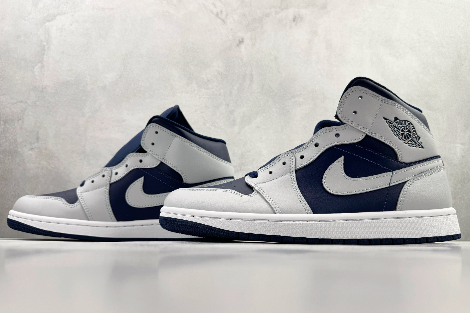 Jordan Air Jordan 1 蓝白色 DQ8426-403