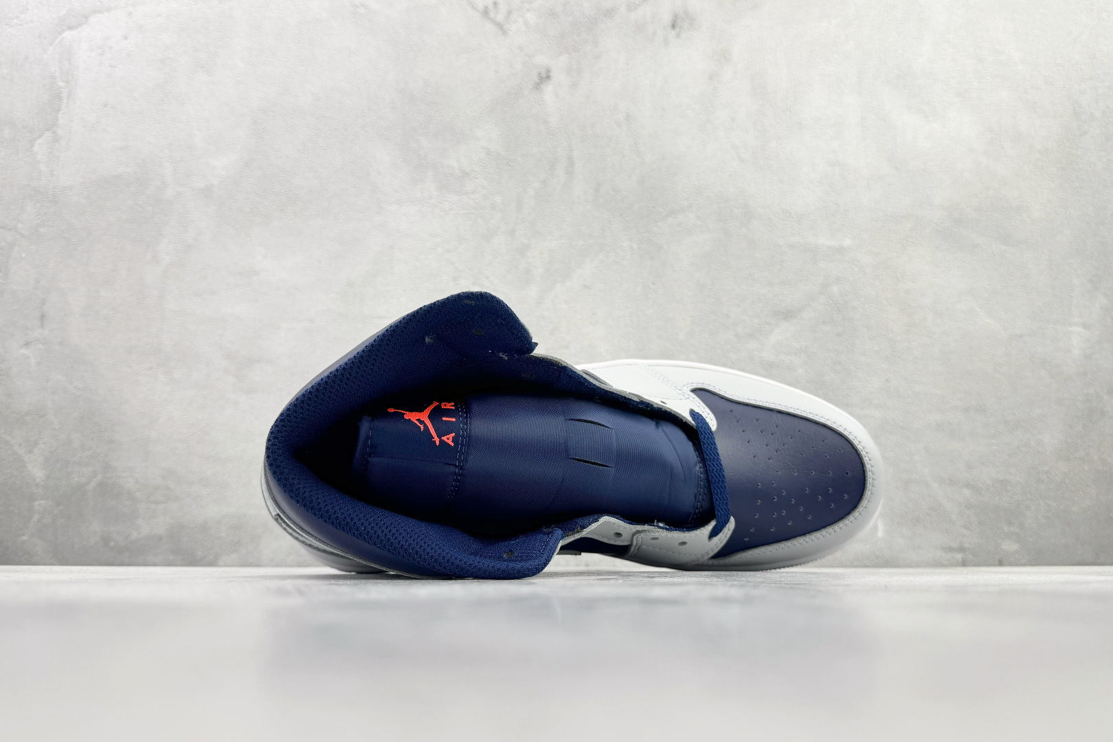 Jordan Air Jordan 1 蓝白色 DQ8426-403