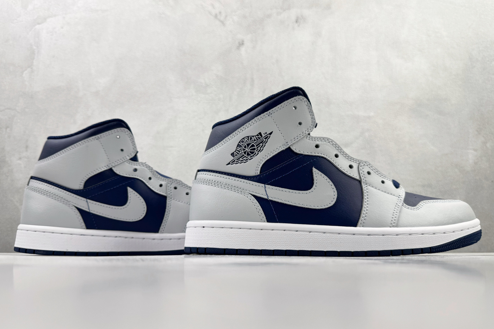 Jordan Air Jordan 1 蓝白色 DQ8426-403