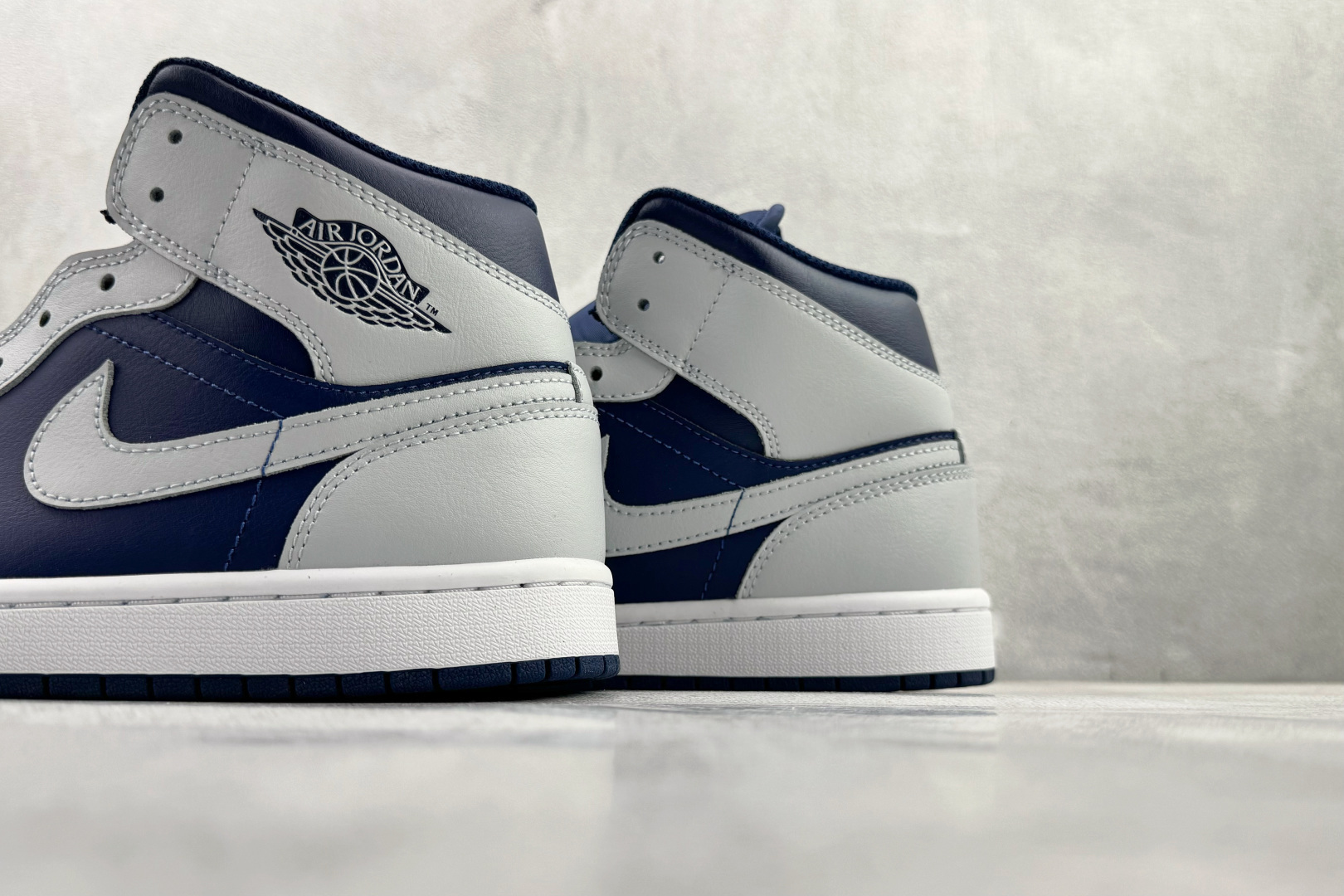 Jordan Air Jordan 1 蓝白色 DQ8426-403