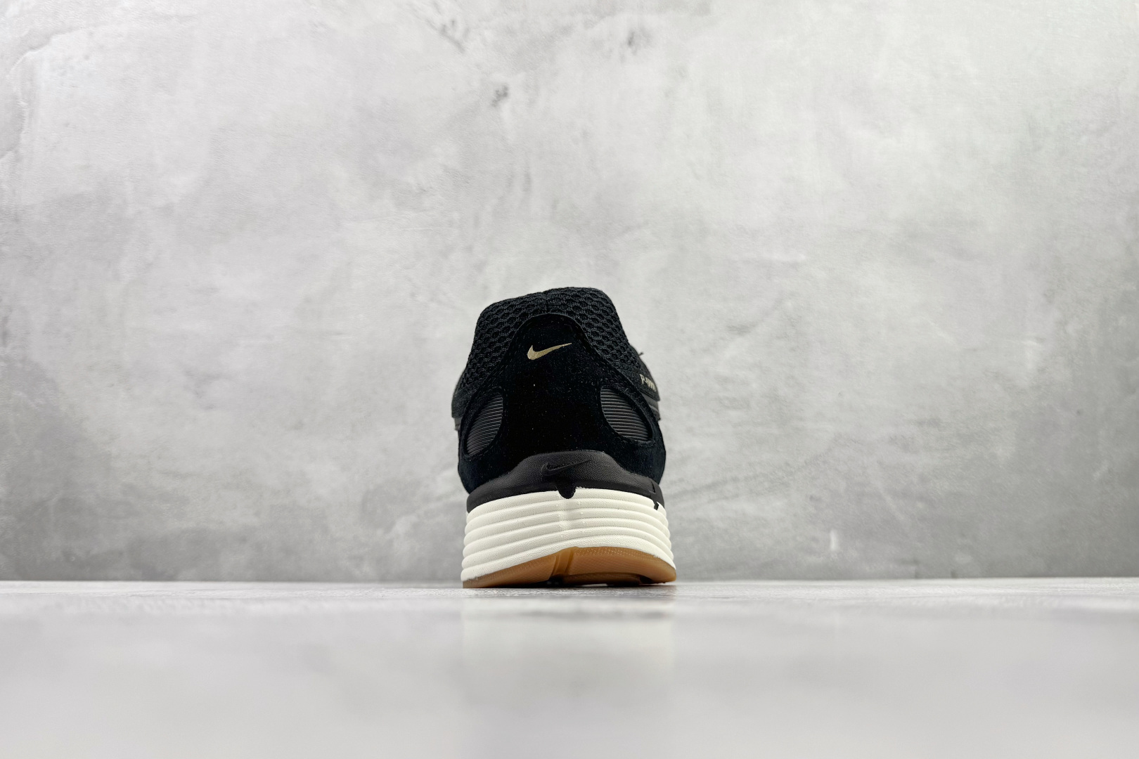 原鞋开发 原数据档案 Nike P-6000 黑色 HF0015-001