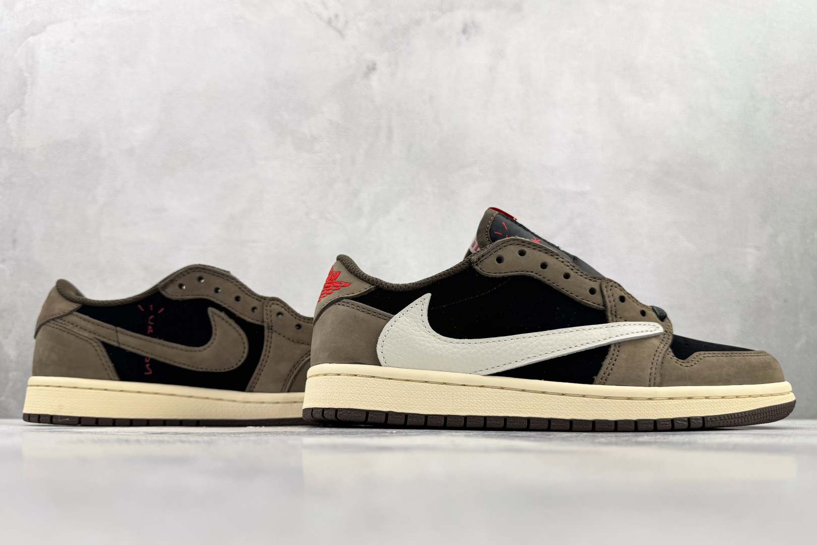 平台爆款 Travis Scott x Jordan Air Jordan 1 Low TS SP 倒钩1.0 深棕 CQ4277-001