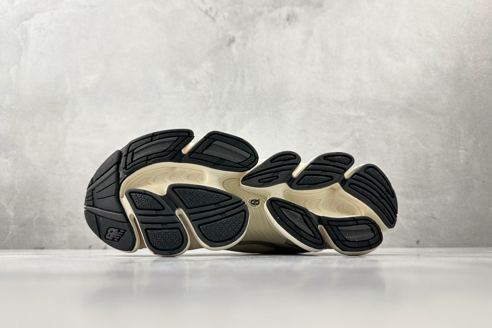 大厂出品 New Balance ABZORB 2000 米白粉 U20008XQ 大厂出品 New Balance ABZORB 2000 米白粉 U20008XQ