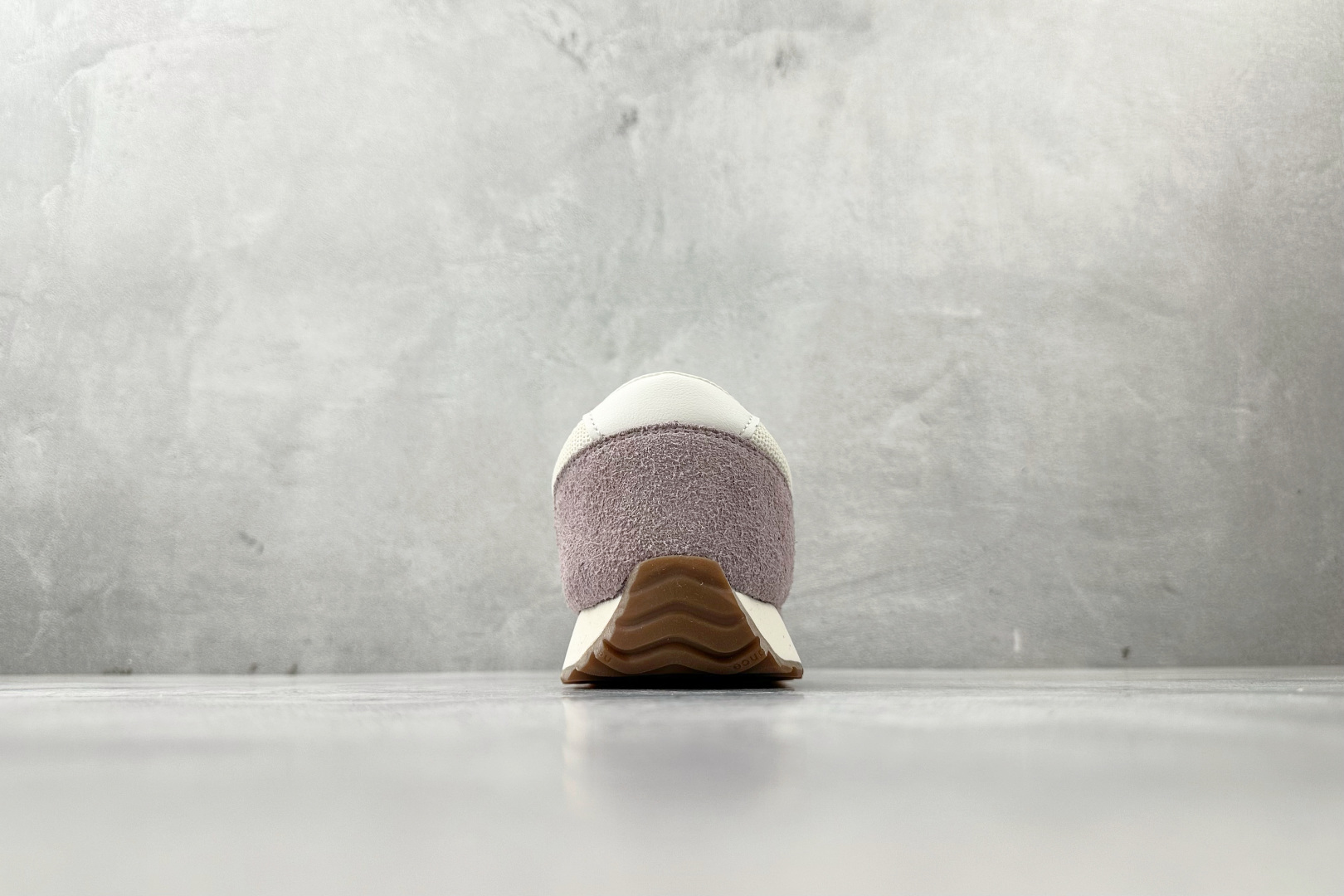 FK 特价本地元旦特价最强性价比 New Balance NB 471 米紫色货号：U471AL尺码：3