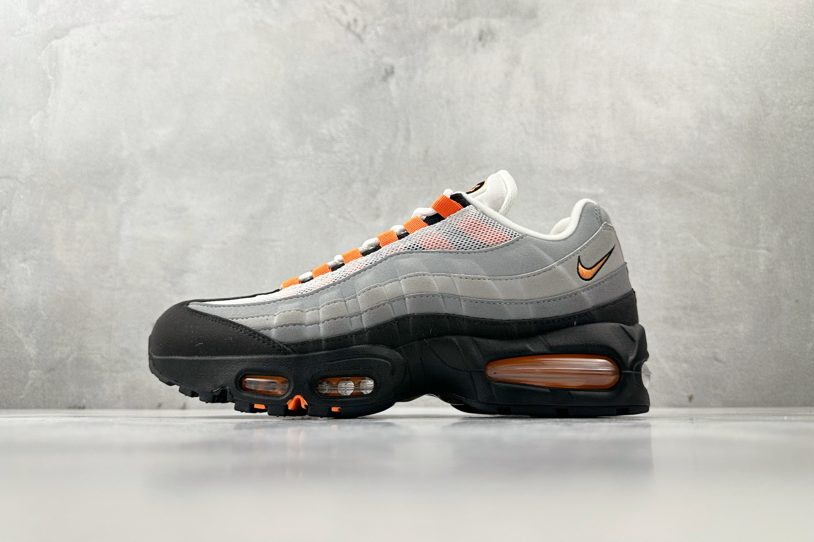KZ 2.0 本地口碑神作 Nike Air Max 95 OG Bright Mandarin灰黑橙货