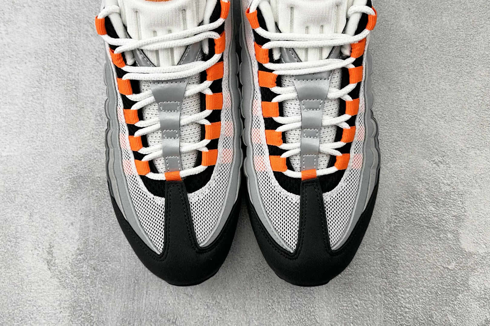 KZ 2.0 本地口碑神作 Nike Air Max 95 OG Bright Mandarin灰黑橙货