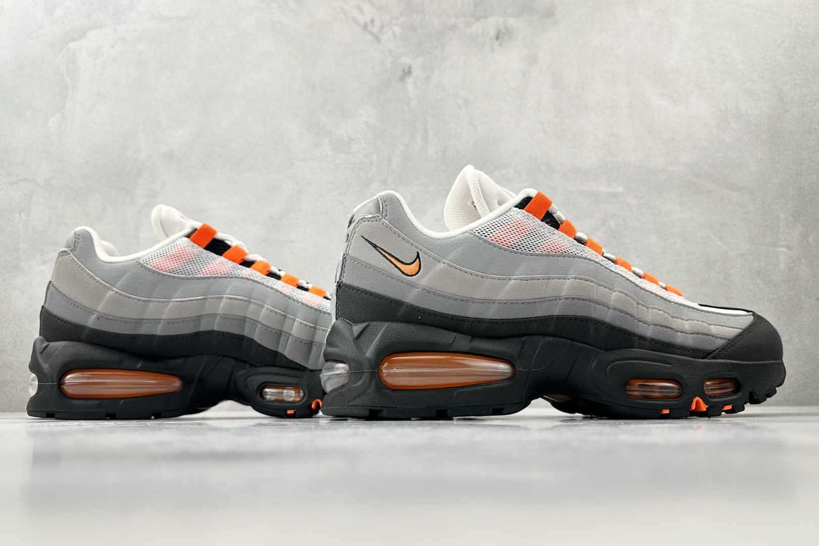 KZ 2.0 本地口碑神作 Nike Air Max 95 OG Bright Mandarin灰黑橙货