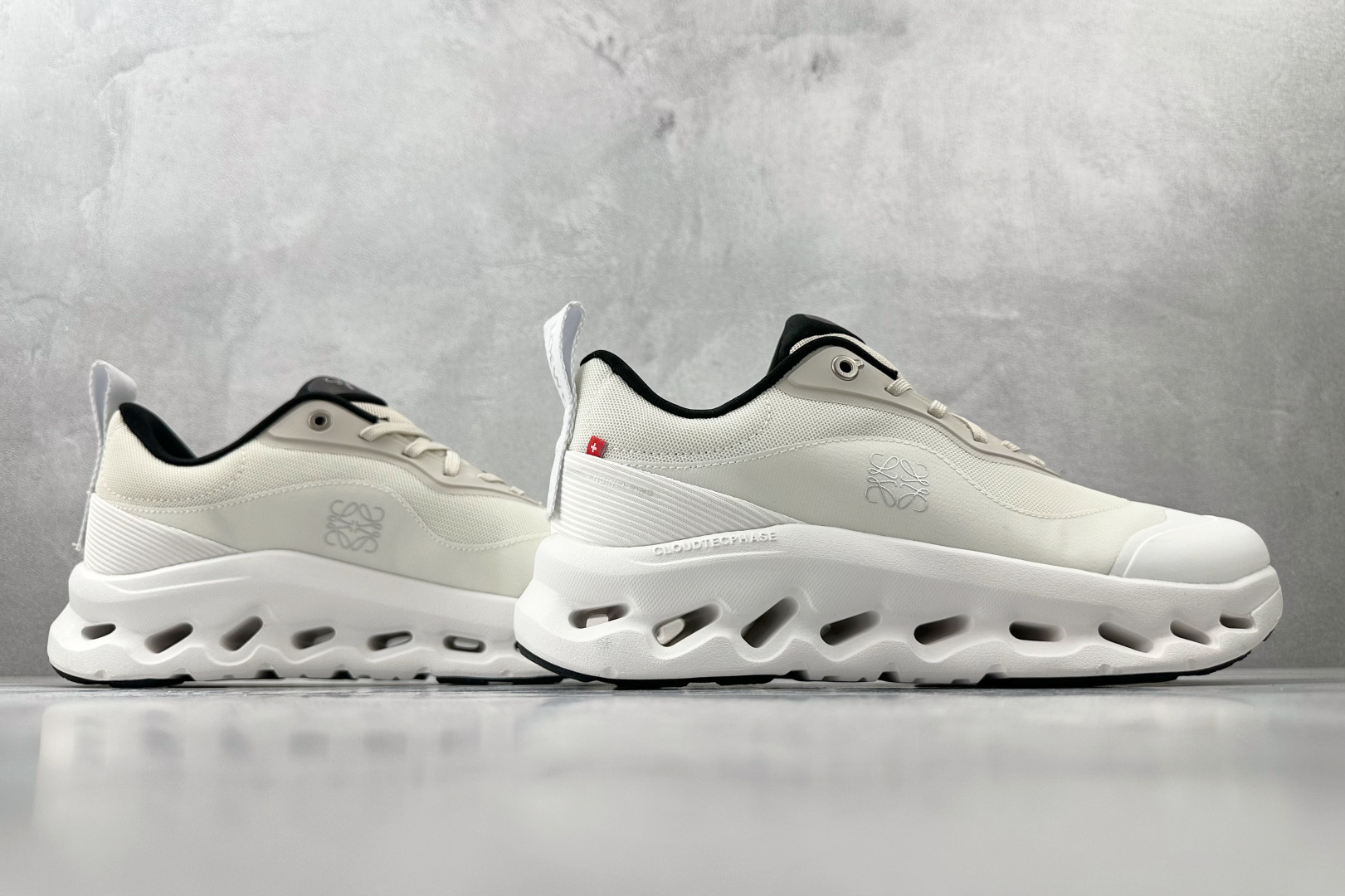 On昂跑 x LOEWE罗意威 Cloudtilt 2 米白 3WE1087 On昂跑 x LOEWE罗意威 Cloudtilt 2 米白 3WE1087