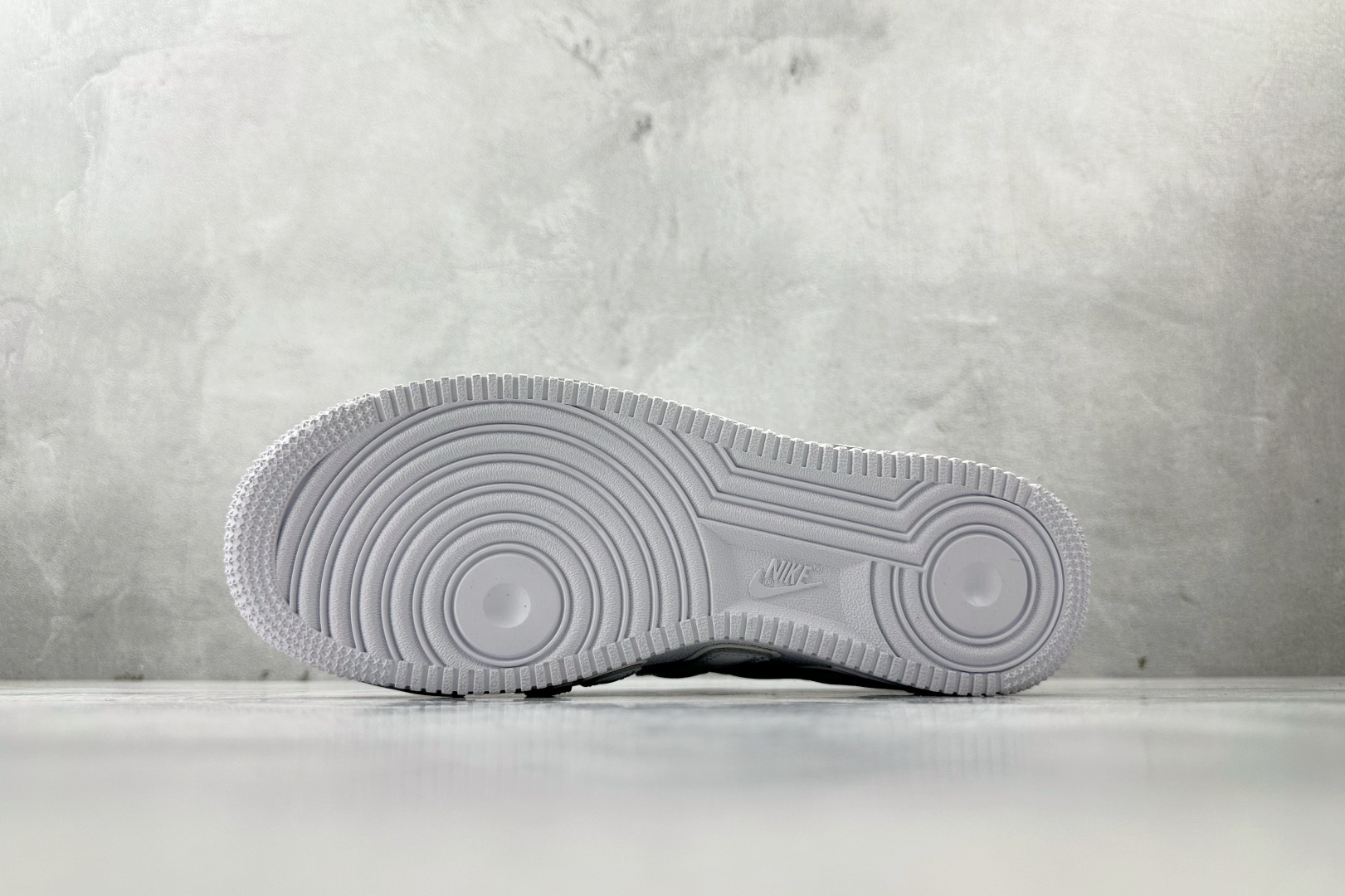 原厂特供 CPFM x Nike Air Force 1 白色 FQ7069-100 原厂特供 CPFM x Nike Air Force 1 白色 FQ7069-100