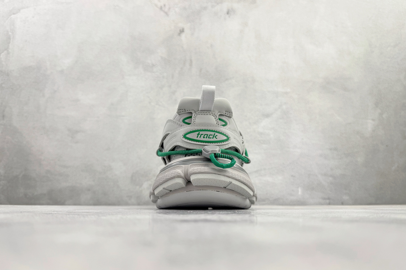 代购版 Balenciaga巴黎世家 Track 灰绿 542436WTRPG 代购版 Balenciaga巴黎世家 Track 灰绿 542436WTRPG