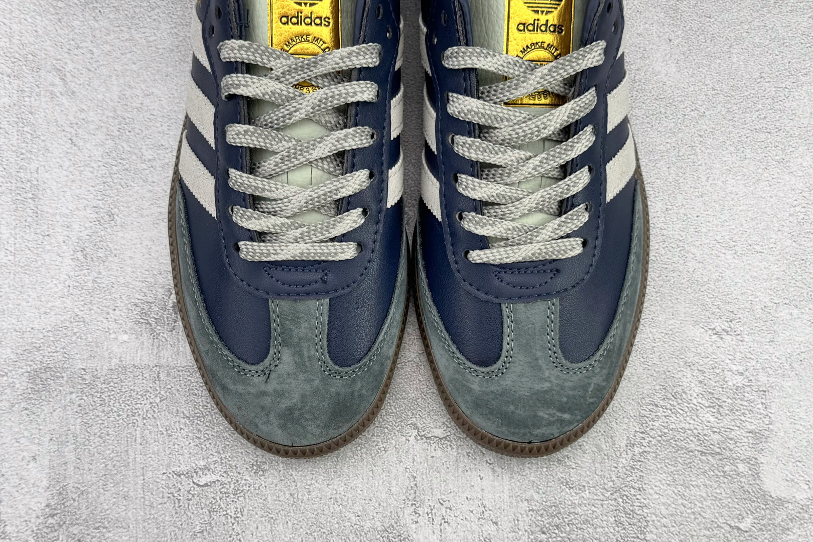 出口订单 adidas originals SAMBA 藏蓝 KI8888 出口订单 adidas originals SAMBA 藏蓝 KI8888