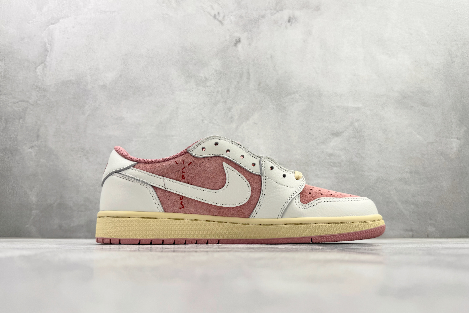 平台爆款 Travis Scott x Jordan Air Jordan 1 粉红色 DM7866-600 平台爆款 Travis Scott x Jordan Air Jordan 1 粉红色 DM7866-600