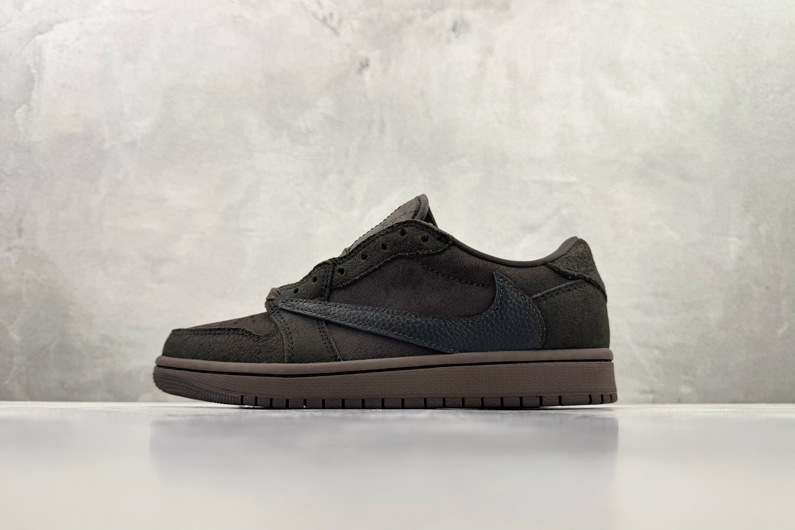 平台爆款 Travis Scott x Jordan Air Jordan 1 黑棕 DM7866-202 平台爆款 Travis Scott x Jordan Air Jordan 1 黑棕 DM7866-202