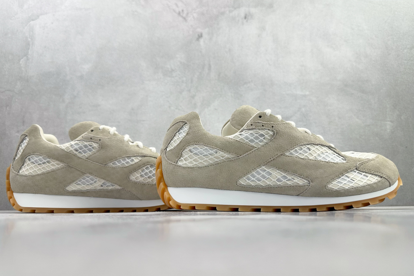 Bottega Veneta葆蝶家 Orbit 灰色 796481V4JE19031 Bottega Veneta葆蝶家 Orbit 灰色 796481V4JE19031