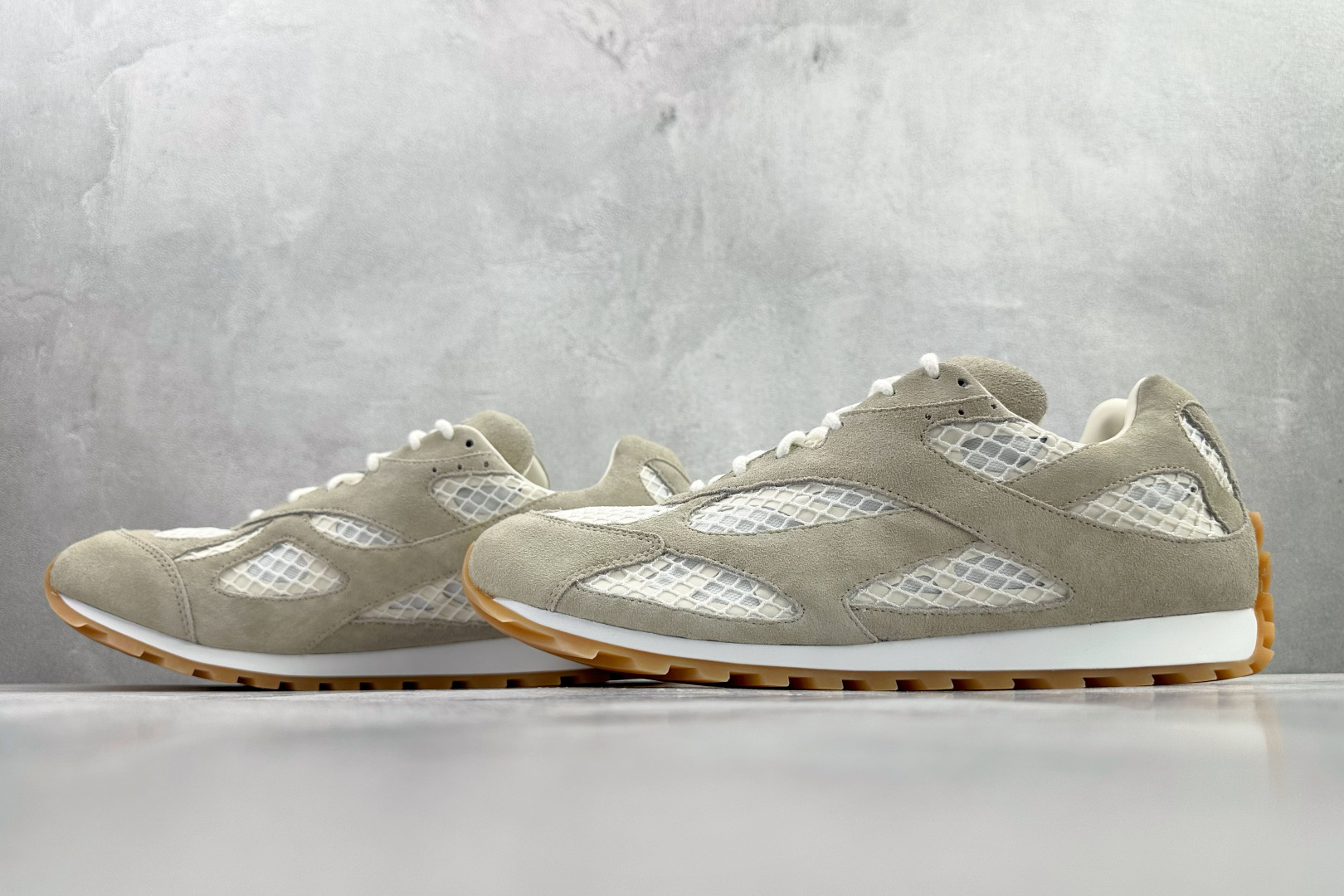Bottega Veneta葆蝶家 Orbit 灰色 796481V4JE19031 Bottega Veneta葆蝶家 Orbit 灰色 796481V4JE19031