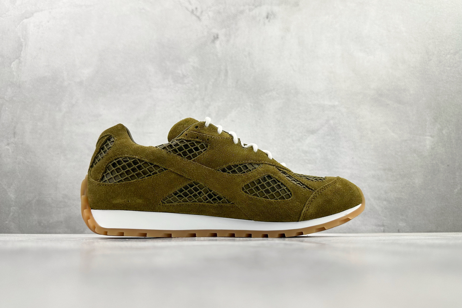 Bottega Veneta葆蝶家 Orbit 绿色 796481V4JE1GREEN Bottega Veneta葆蝶家 Orbit 绿色 796481V4JE1GREEN
