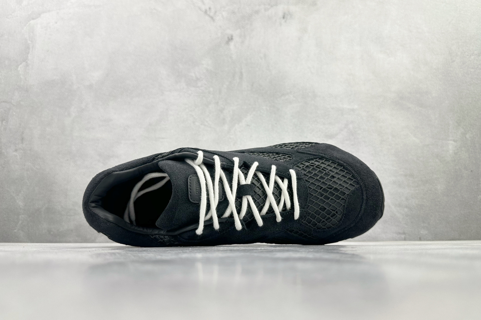 Bottega Veneta葆蝶家 Orbit 黑色 796481V4JE14207 Bottega Veneta葆蝶家 Orbit 黑色 796481V4JE14207