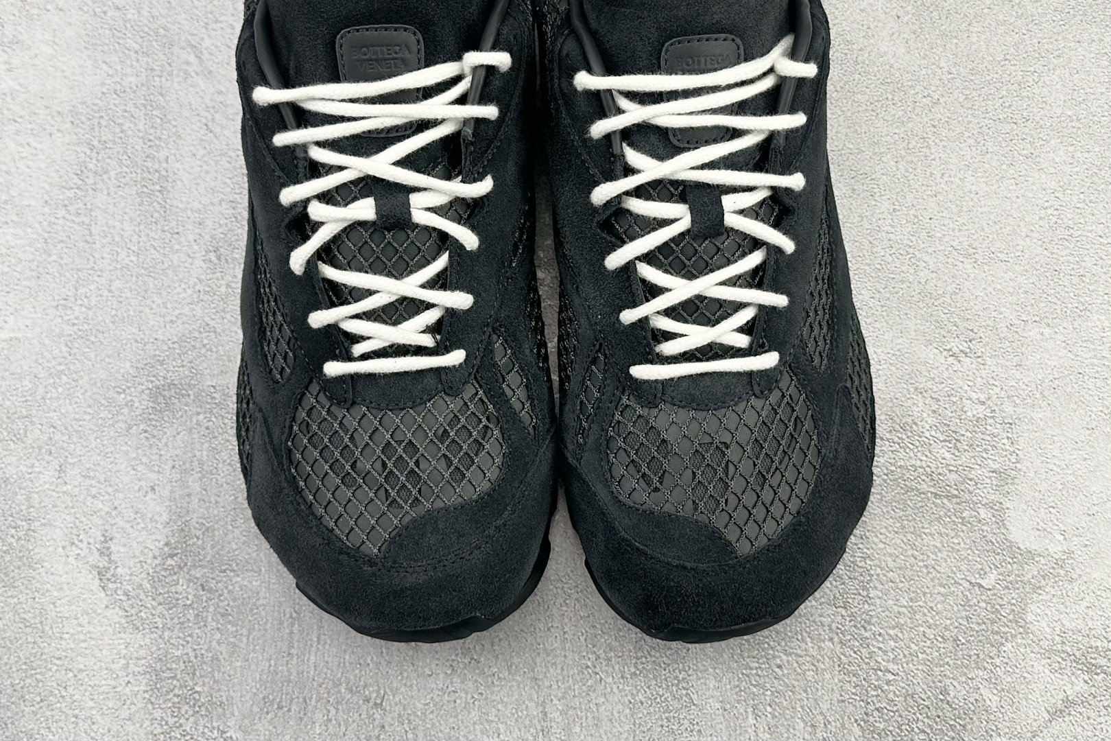 Bottega Veneta葆蝶家 Orbit 黑色 796481V4JE14207 Bottega Veneta葆蝶家 Orbit 黑色 796481V4JE14207