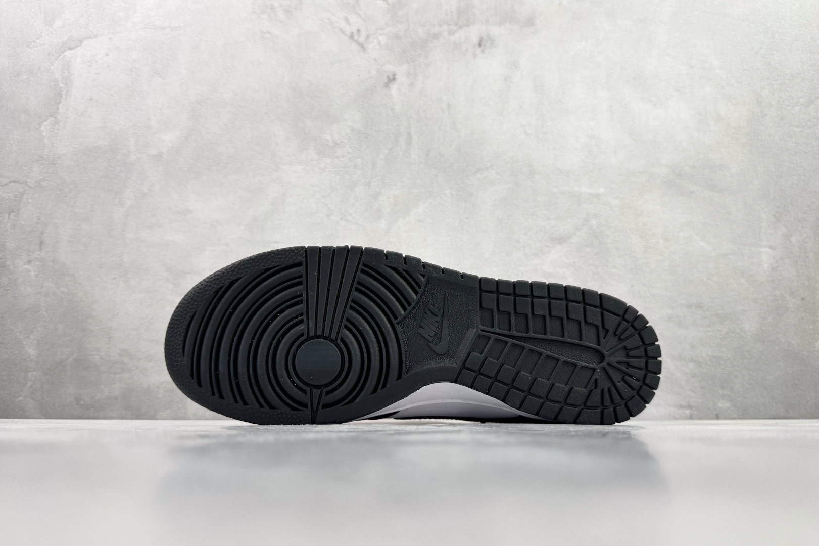 定制球鞋 Nike Dunk 标语涂鸦 黑白橙 DD1391-100 定制球鞋 Nike Dunk 标语涂鸦 黑白橙 DD1391-100