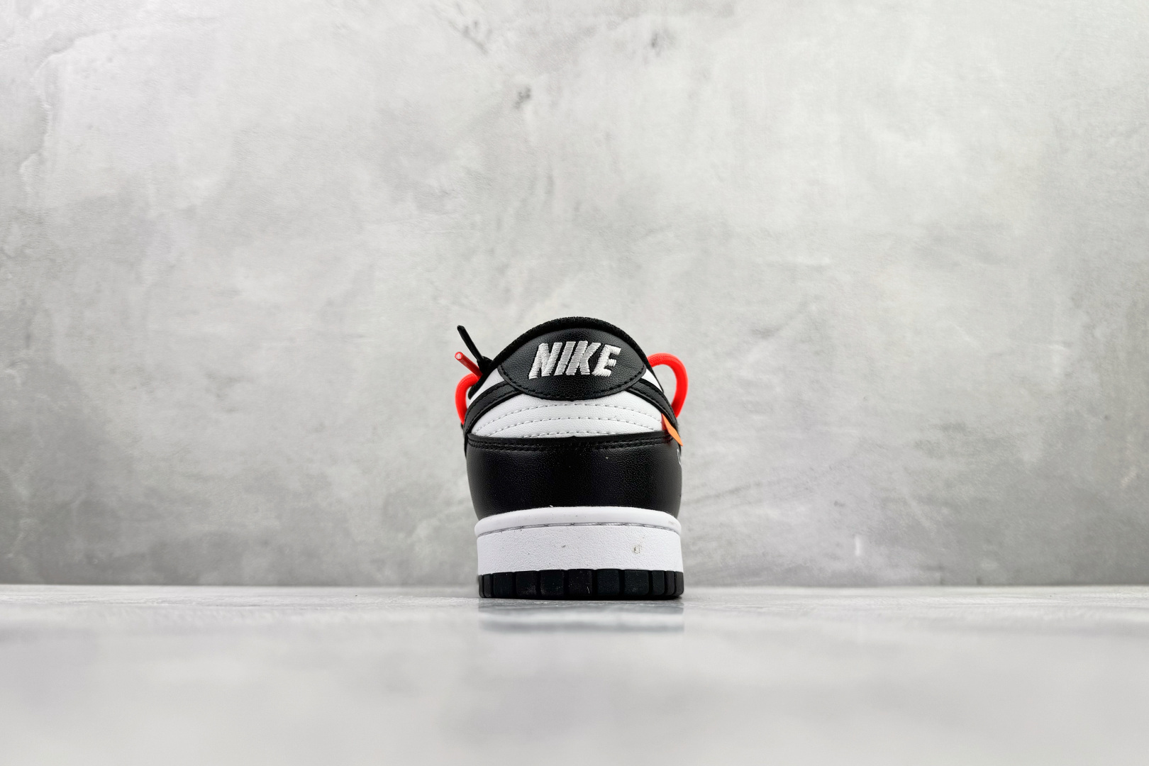 定制球鞋 Nike Dunk 标语涂鸦 黑白橙 DD1391-100 定制球鞋 Nike Dunk 标语涂鸦 黑白橙 DD1391-100