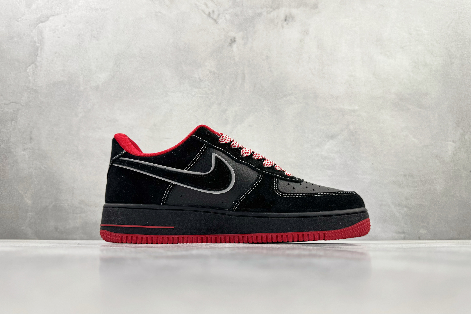 Nike Dunk Low Retro 黑红 SS1979-009 Nike Dunk Low Retro 黑红 SS1979-009