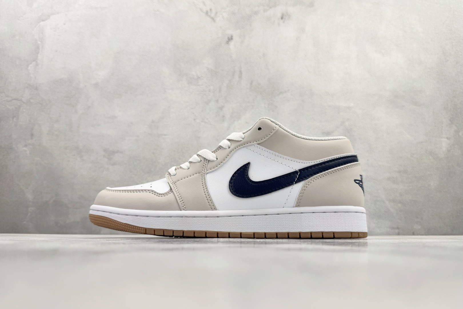 平台爆款 Jordan Air Jordan 1 Low 灰蓝 553558-146 平台爆款 Jordan Air Jordan 1 Low 灰蓝 553558-146
