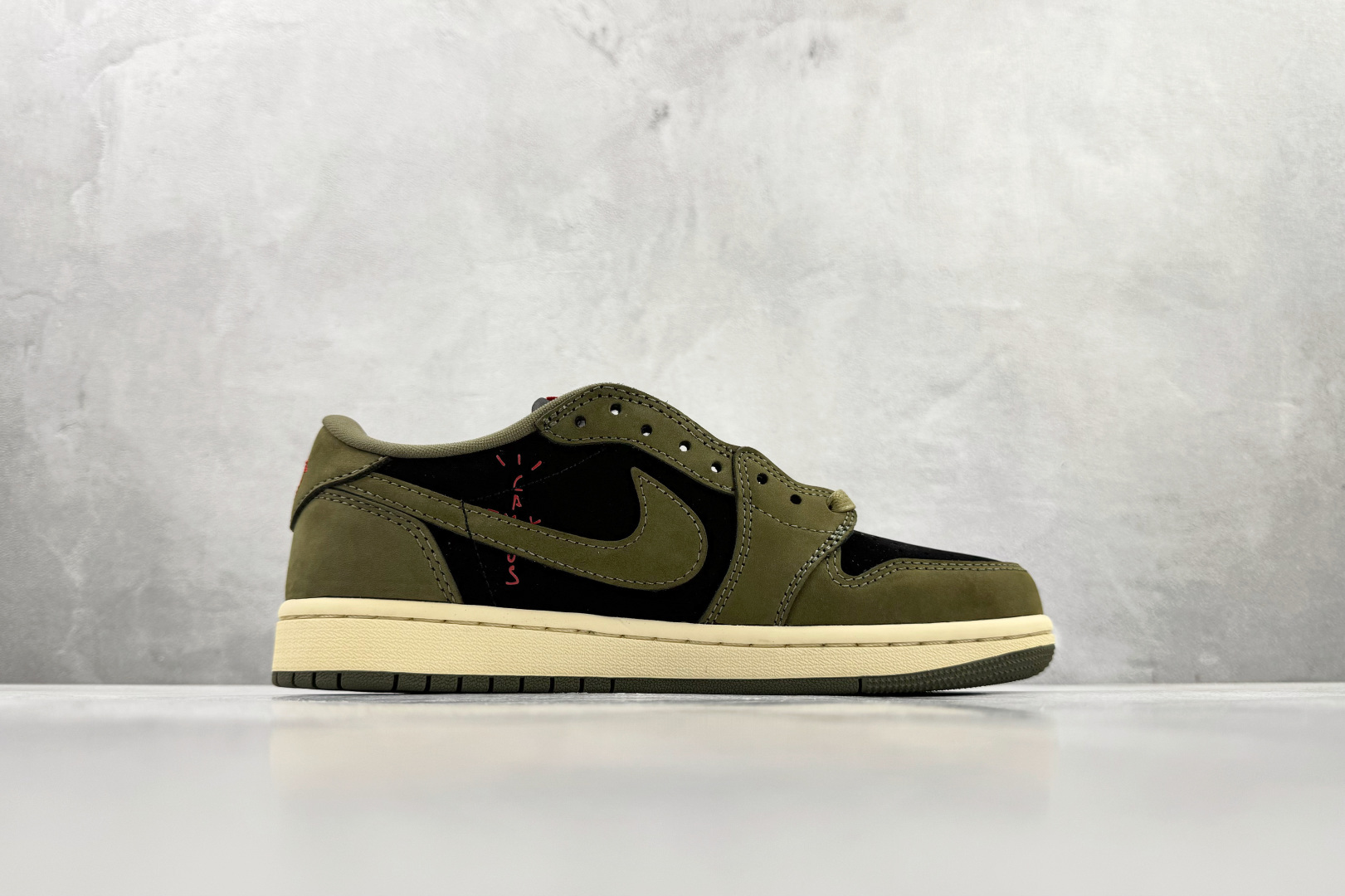 平台爆款 Travis Scott x Jordan Air Jordan 1 Low 绿黑白 DM7866-002 平台爆款 Travis Scott x Jordan Air Jordan 1 Low 绿黑白 DM7866-002