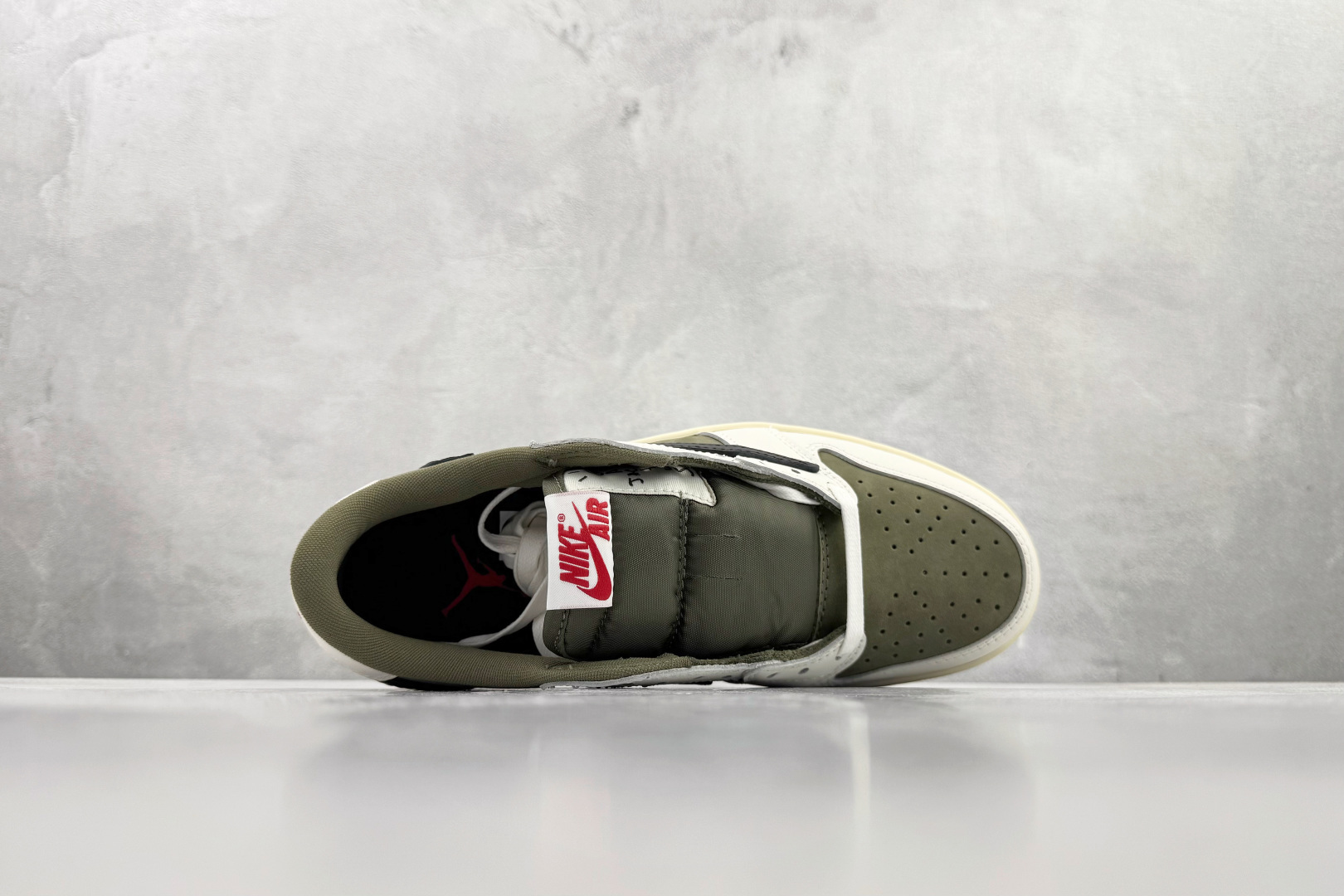 平台爆款 Travis Scott x Jordan Air Jordan 1 倒钩 8.0 Low 米绿 DM7866-200 平台爆款 Travis Scott x Jordan Air Jordan 1 倒钩 8.0 Low 米绿 DM7866-200